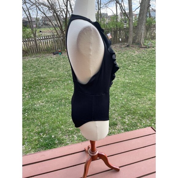 Black Ruffled Deep V-Neck Bodysuit With Ribbed Texture - Picture 4 of 10
